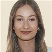 Estudiante de educación infantil con título B2 de inglés